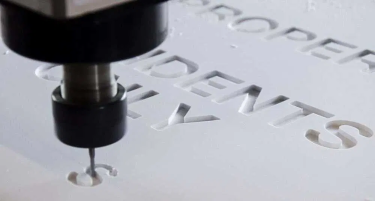 Фрезеровка ПВХ: особенности, технология и правила выполнения