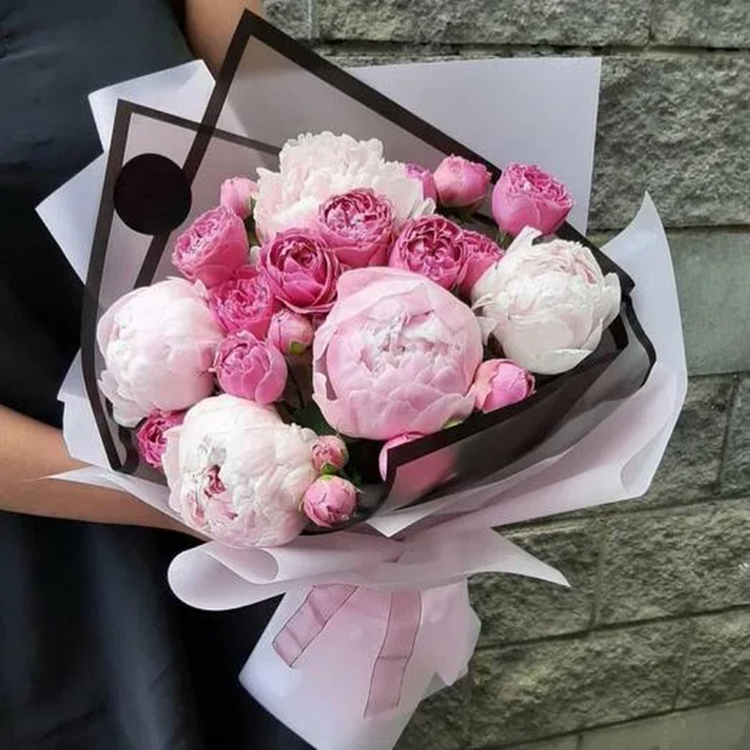 Букет из пионов: что нужно знать и советы по оформлению