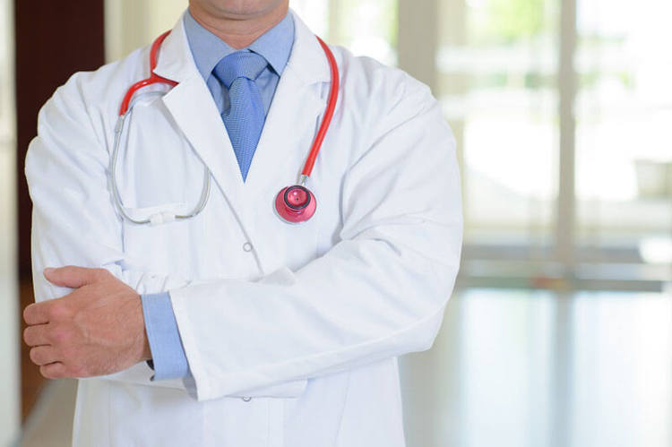 Врач нарколог: чем может помочь и когда обращаться